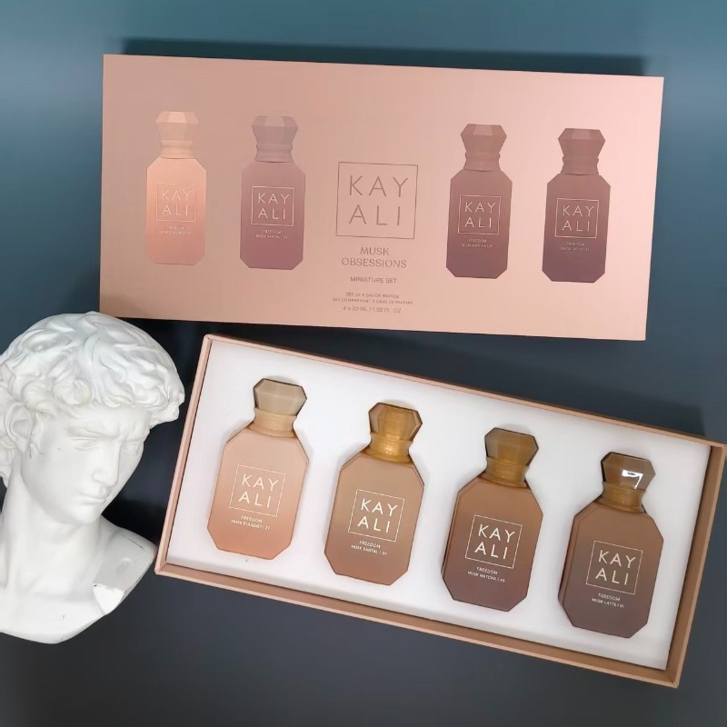KAYALI Unisex Perfume Set 4*30 - огляд і ціна Home Fragrance Zara